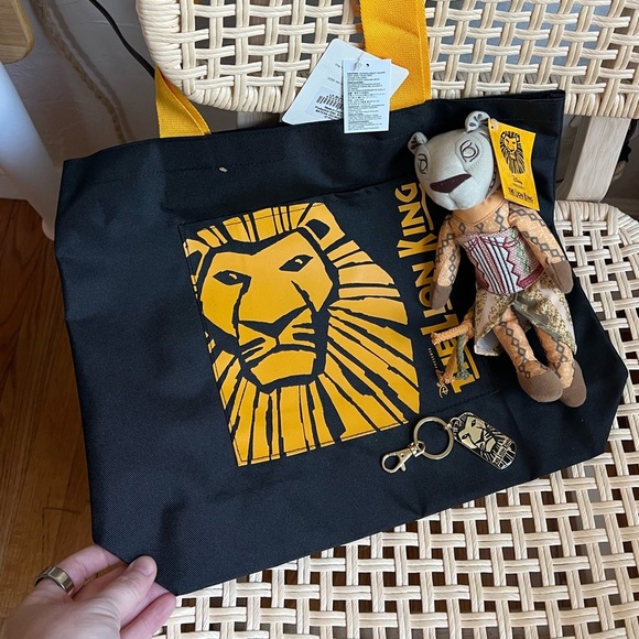 NWT Disney The Lion King Broadway Musical Tote Bag, Nala Plush Doll, Keychain - Picture 1 of 7